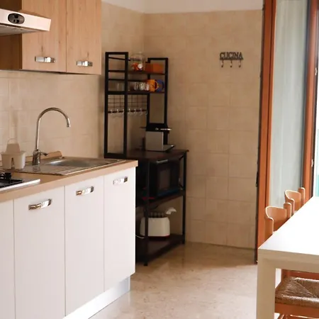 Chez Regina, Feel At Home! Mestre